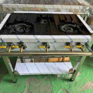 Bếp gas công nghiệp Hàn Quốc 2 họng to 1 họng nhỏ