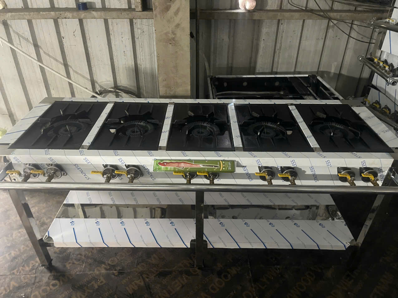Bếp gas công nghiệp Hàn Quốc 5 họng to