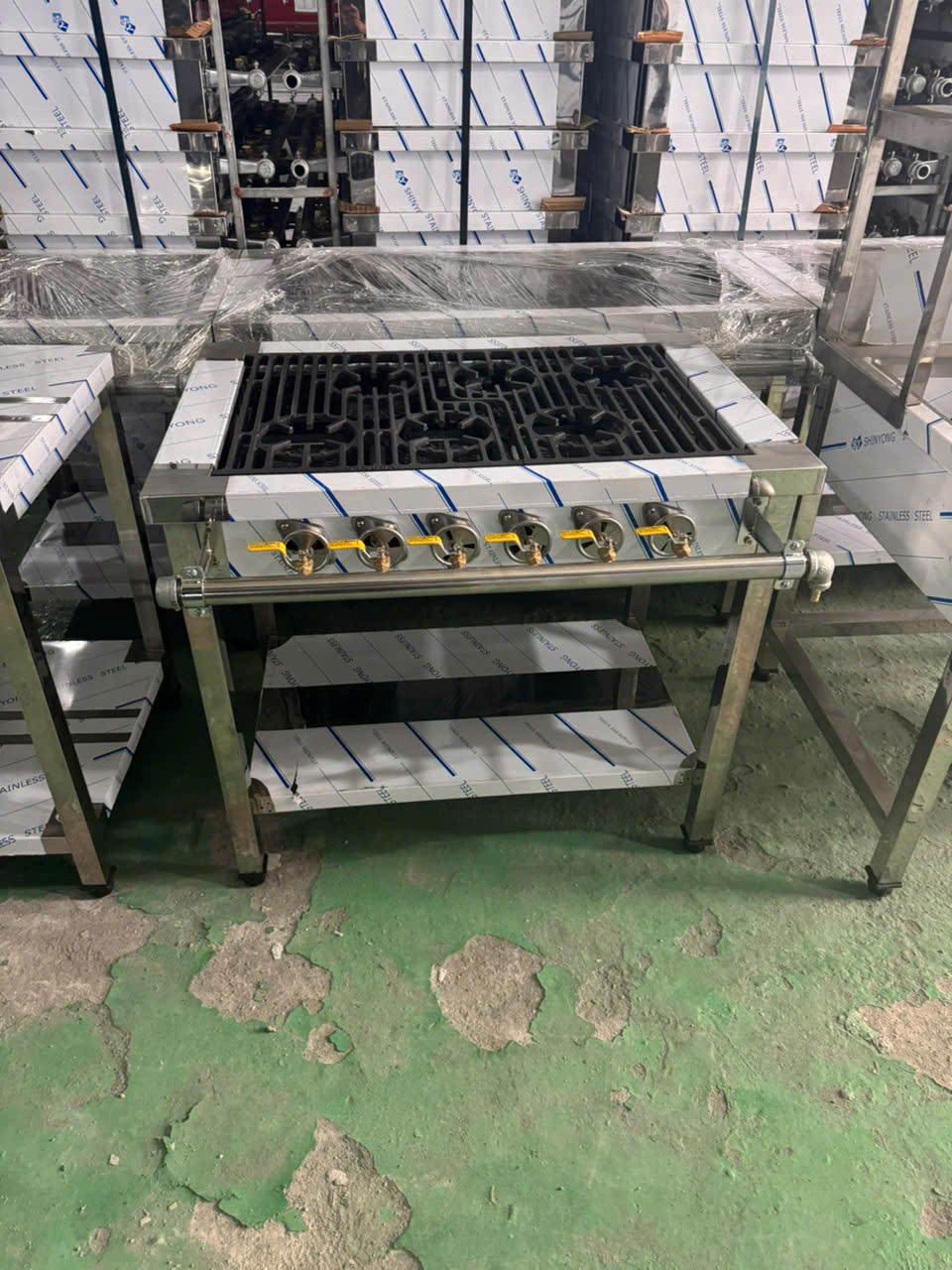 Bếp gas công nghiệp Hàn Quốc 6 họng nhỏ