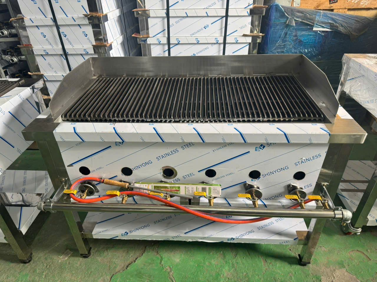 bếp nướng than nhân tạo bằng gas